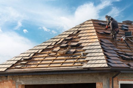 How To Choose The Right Commercial Roofing Contractor For Your Project?